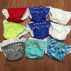 9 size small Fuzzibuns (7-18 pounds) with insert